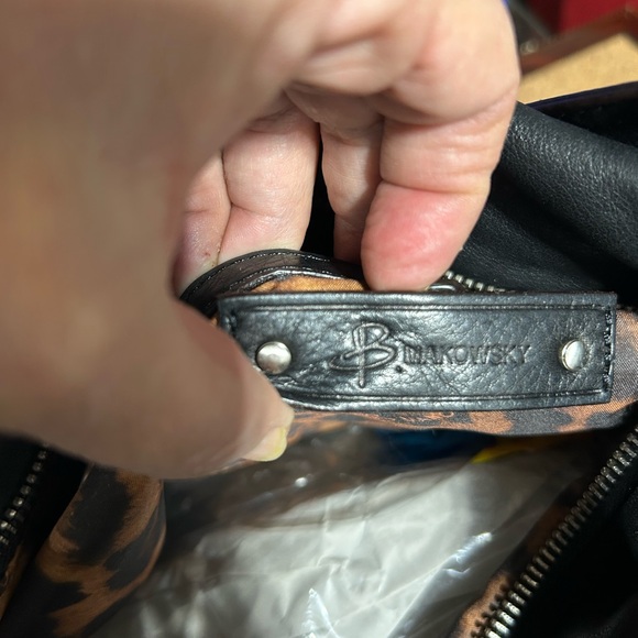 B Makowsky Black Leather Satchel - Picture 4 of 4